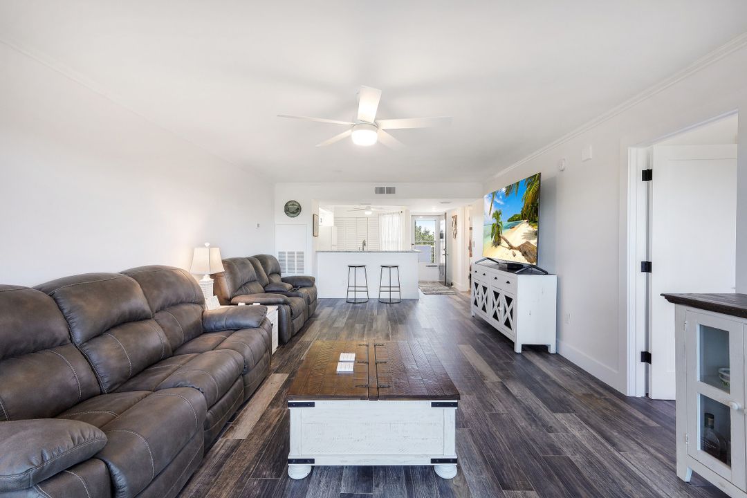 300 Stevens Landing Dr #C-203, Marco Island, FL 34145