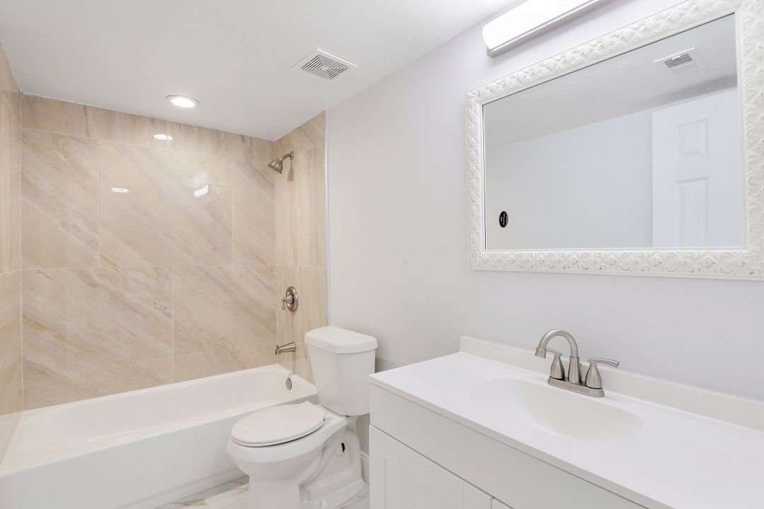 4001 Ice Castle Way #5, Naples, FL 34112