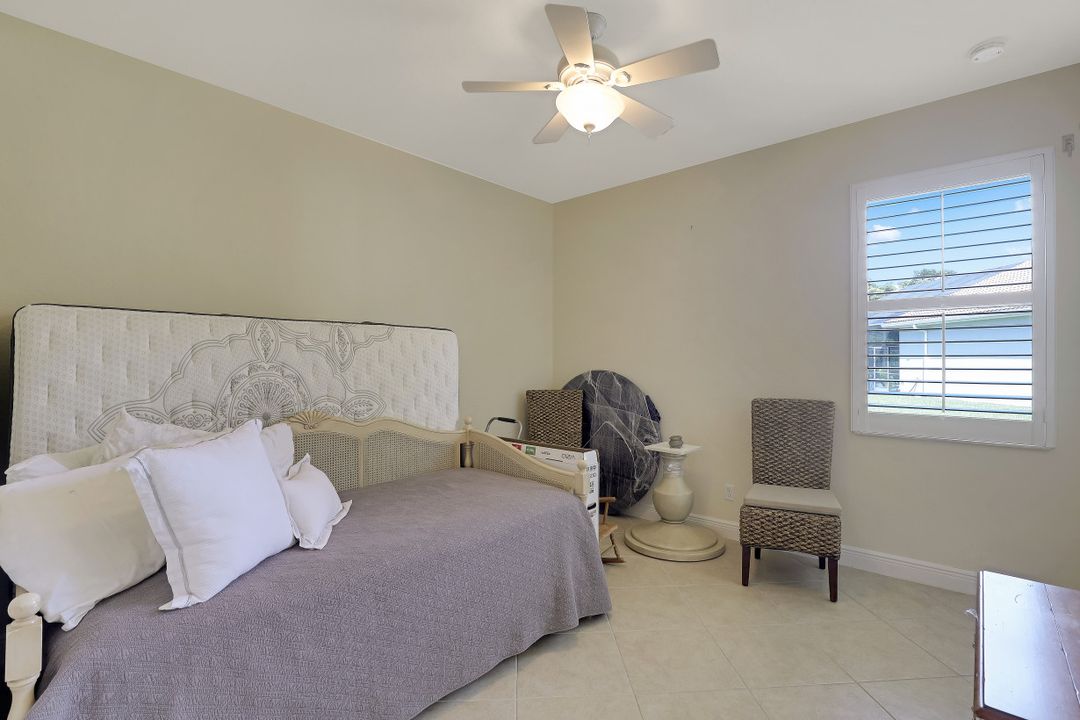 19440 Caladesi Dr, Fort Myers, FL 33967