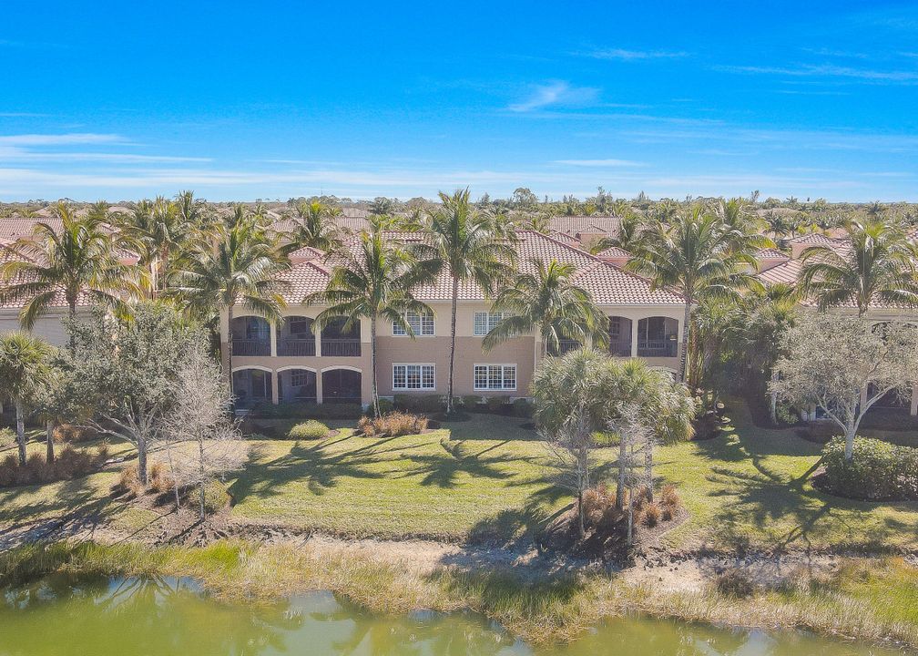 9293 Menaggio Ct #101, Naples, FL 34114