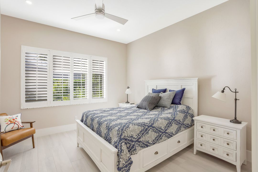 3371 Creekview Dr, Bonita Springs, FL 34134