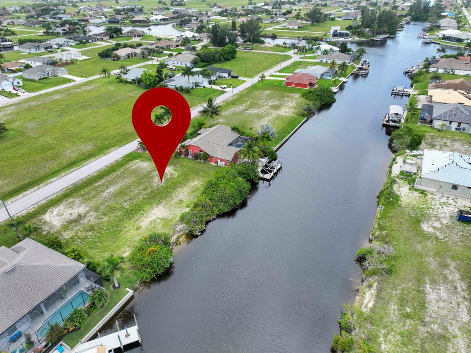 1038 NW 37th Pl, Cape Coral, FL 33993