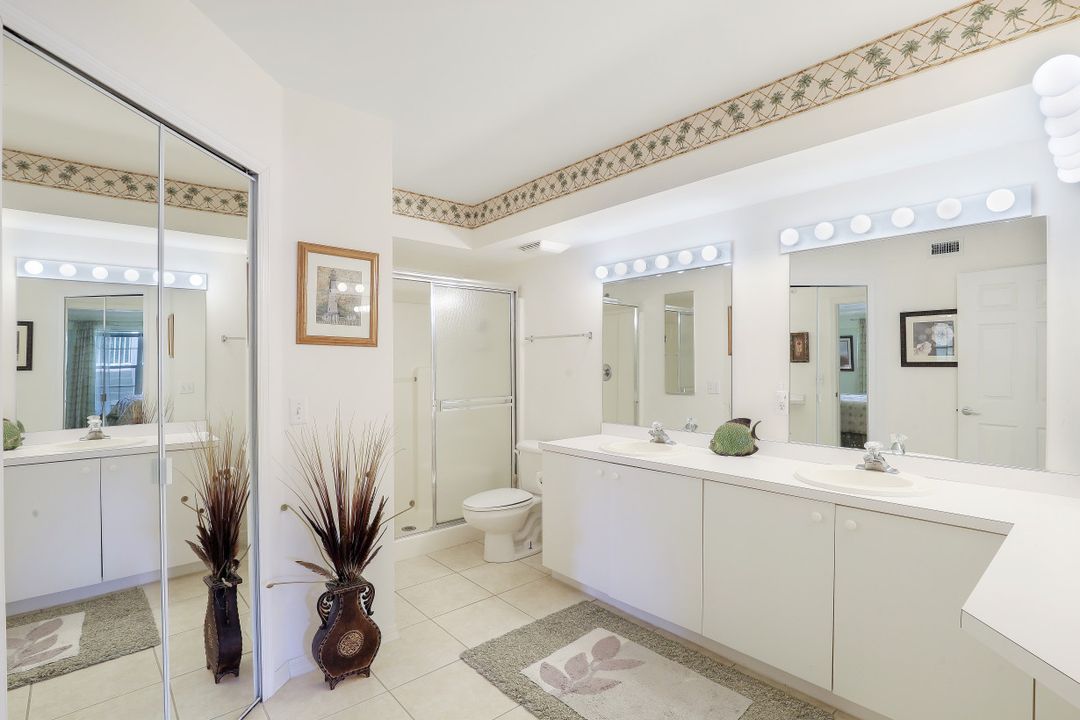 15505 Cedarwood Ln #204, Naples, FL 34110