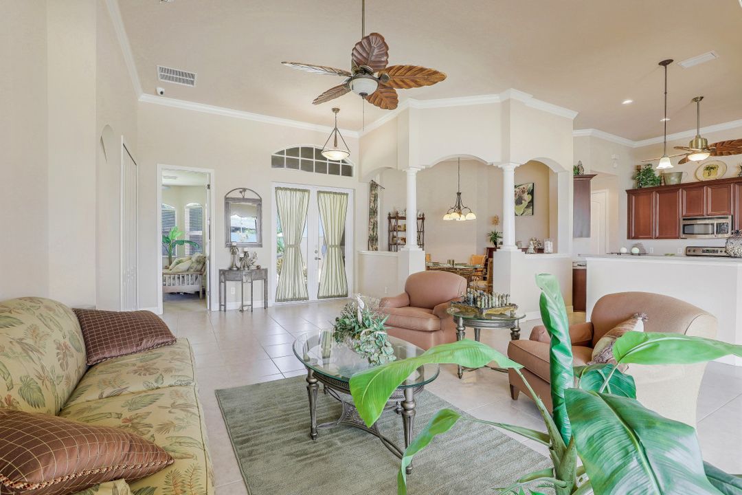 4141 SW 10th Ave, Cape Coral, FL 33914