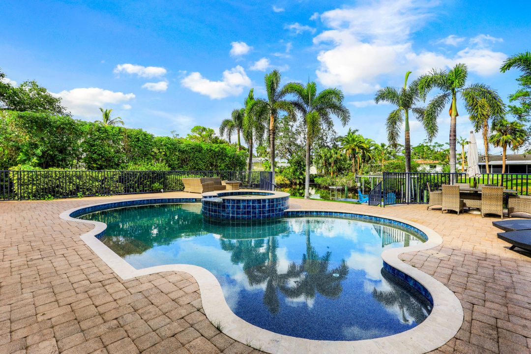 10211 River Dr, Bonita Springs, FL 34135