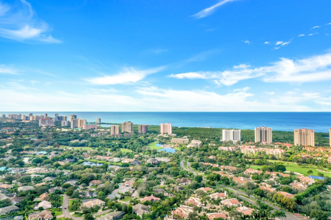 6846 Trail Blvd, Naples, FL 34108