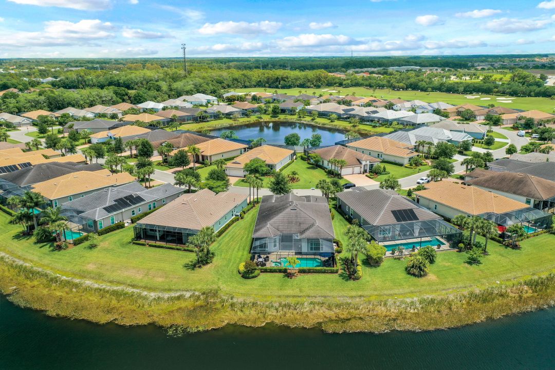 13853 Woodhaven Cir, Fort Myers, FL 33905