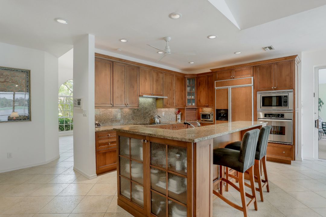 5895 Sonoma Ct, Naples, FL 34119