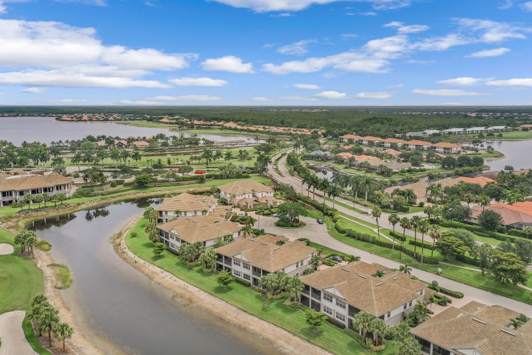 8735 Coastline Ct #102, Naples, FL 34120