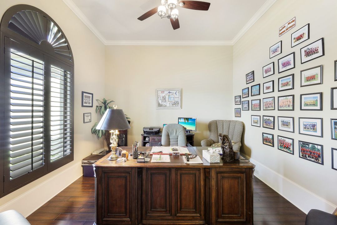 267 Fiji Ct, Marco Island, FL 34145