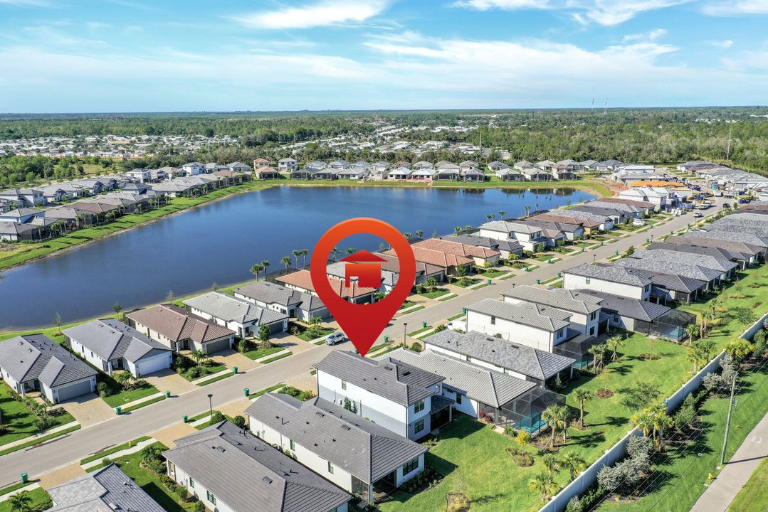 2236 Yellowfin Cir, Naples, FL 34114