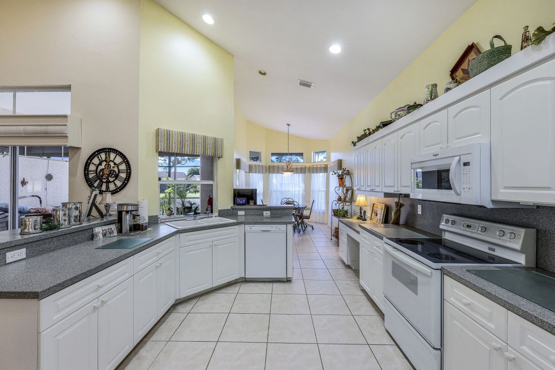 17581 Fan Palm Ct, North Fort Myers, FL 33917