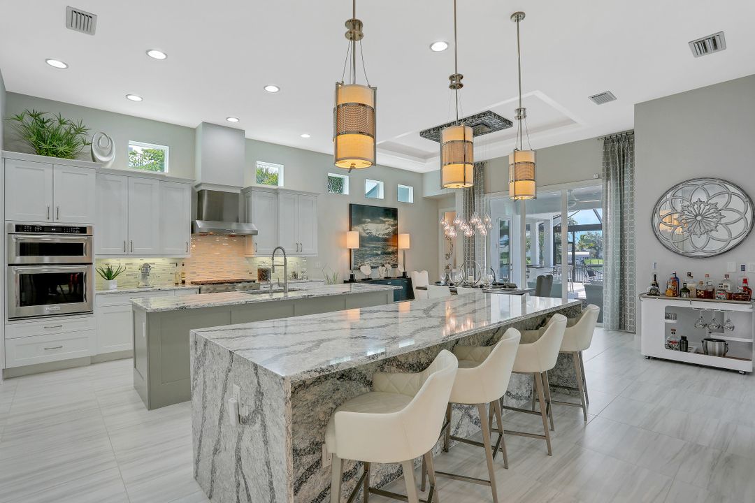 1214 El Dorado Pkwy E, Cape Coral, FL 33904