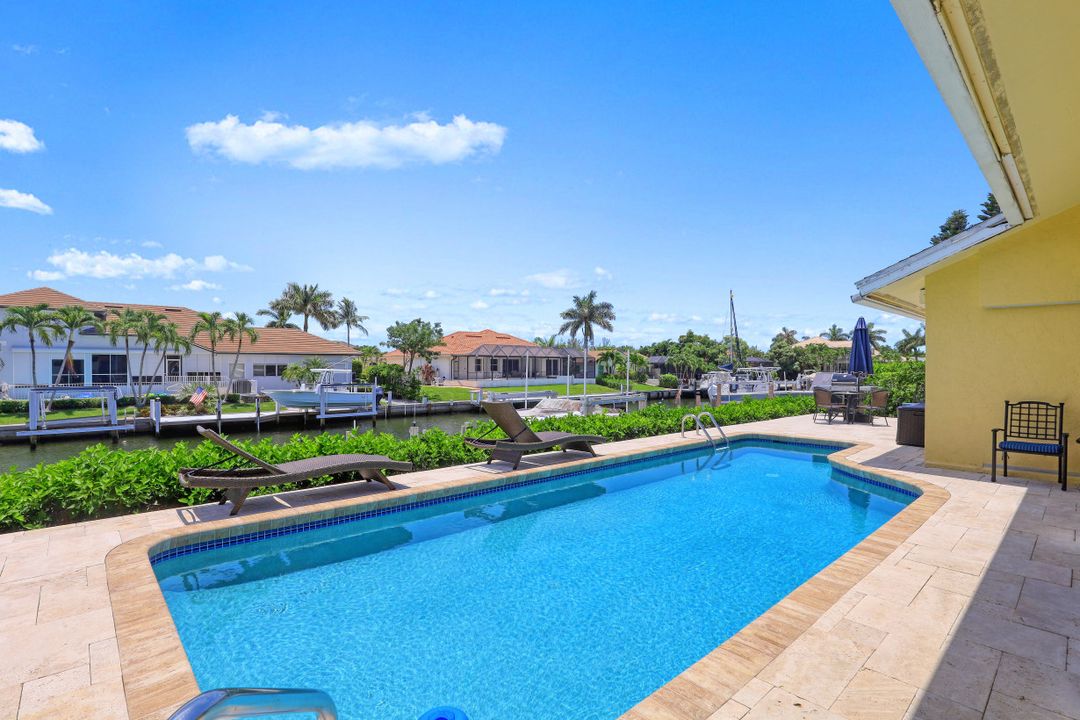 725 Plantation Ct, Marco Island, FL 34145