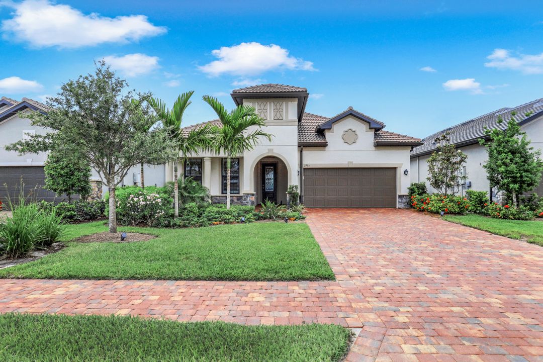 2765 Amaranda Ct, Naples, FL 34114