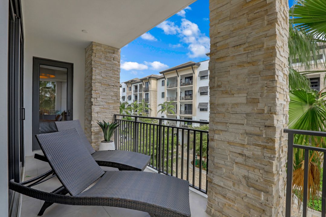 1035 3rd Ave S #311, Naples, FL 34102