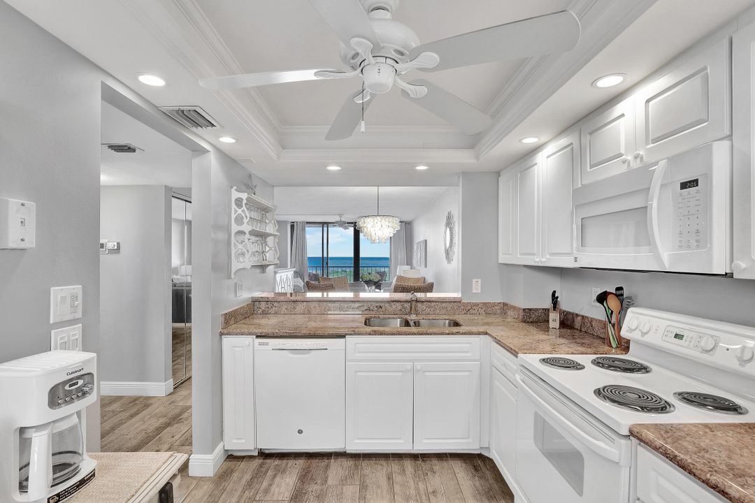 440 Seaview Ct #1002, Marco Island, FL 34145