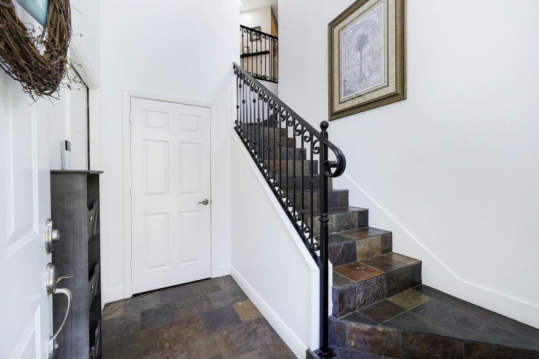 5110 W Hyde Park Ct #204, Fort Myers, FL 33912