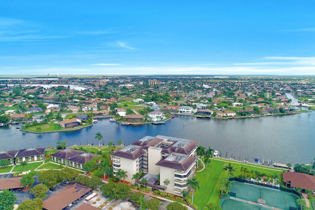 591 Seaview Ct #A-307, Marco Island, FL 34145