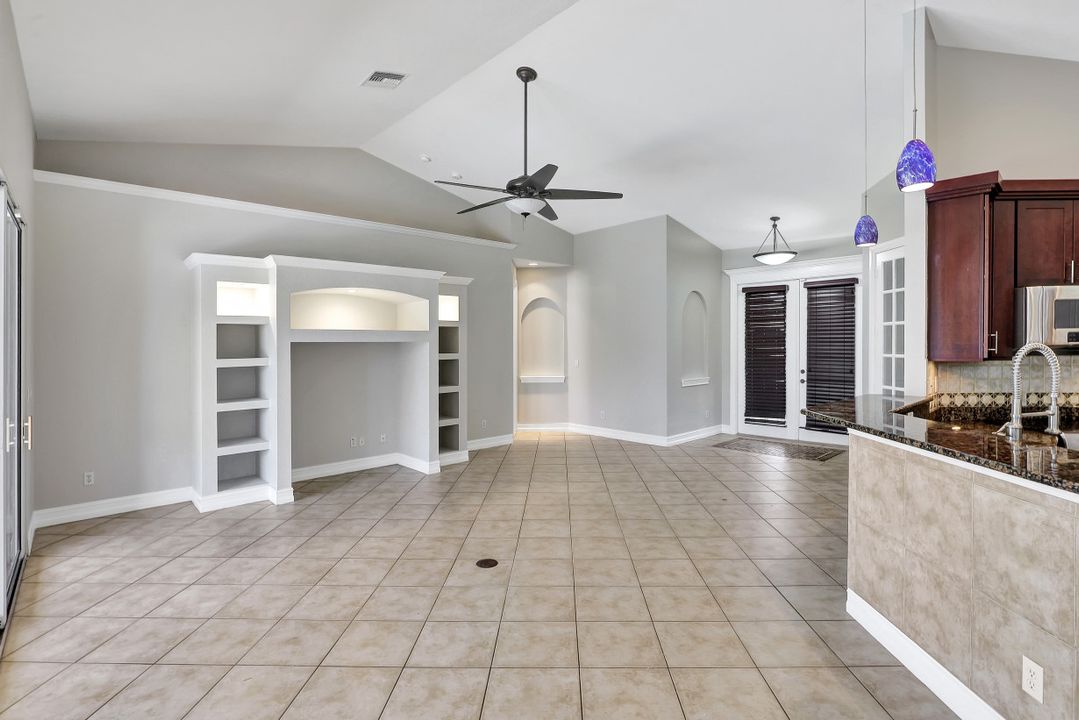 2538 SW 35th Ln, Cape Coral, FL 33914