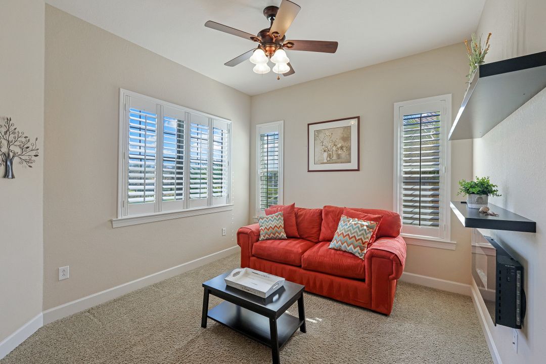 10380 Glastonbury Cir #202, Fort Myers, FL 33913