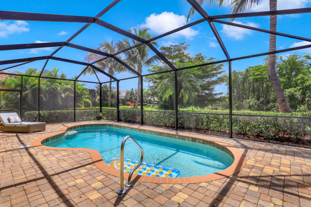 9530 Piacere Way, Naples, FL 34113