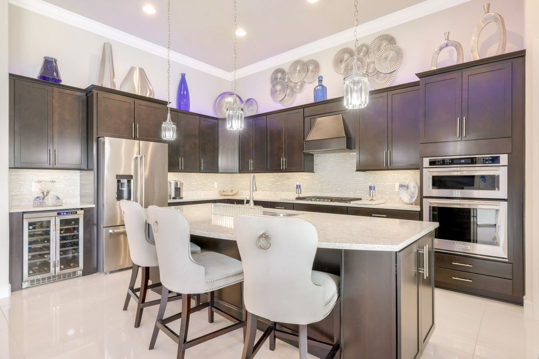 8984 Horned Lark Dr, Naples, FL 34120