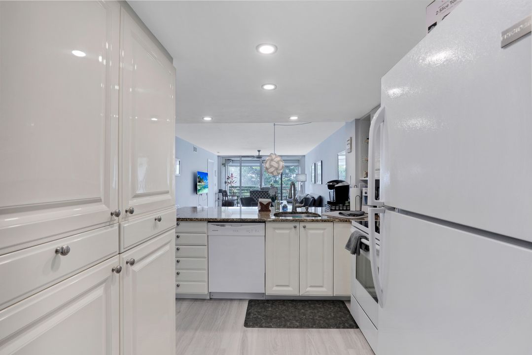 15171 Cedarwood Ln #3502, Naples, FL 34110