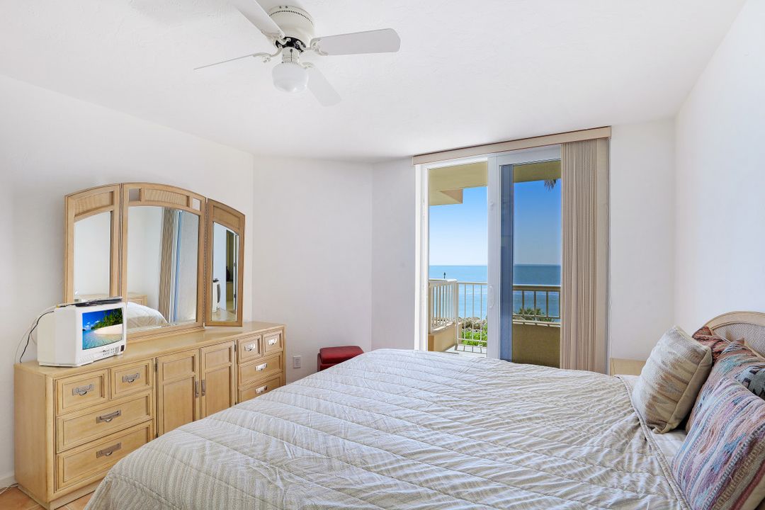 990 Cape Marco Dr #102, Marco Island, FL 34145