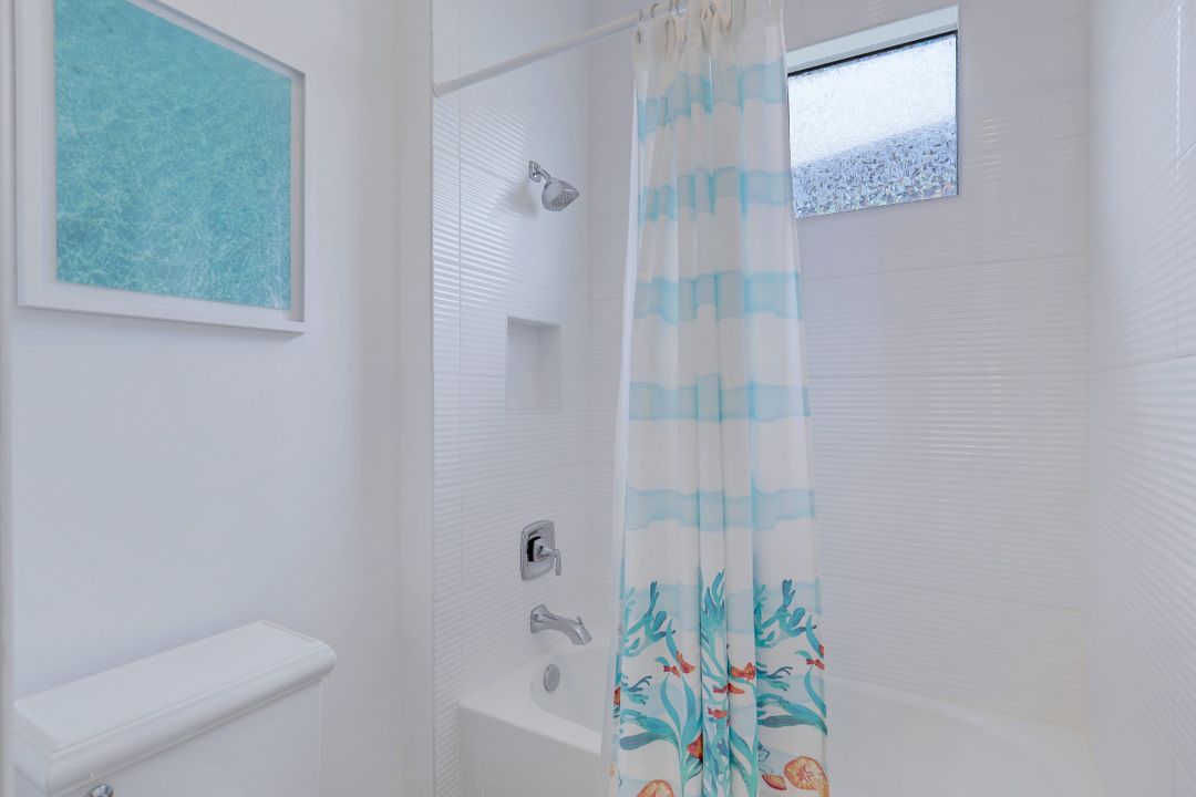 17214 Hidden Estates Cir, Fort Myers, FL 33908