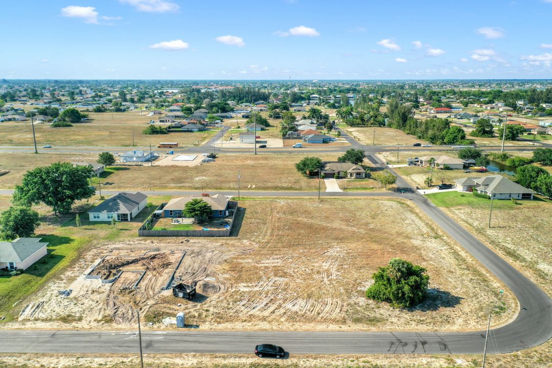 1405 SW 1st St, Cape Coral, FL 33991