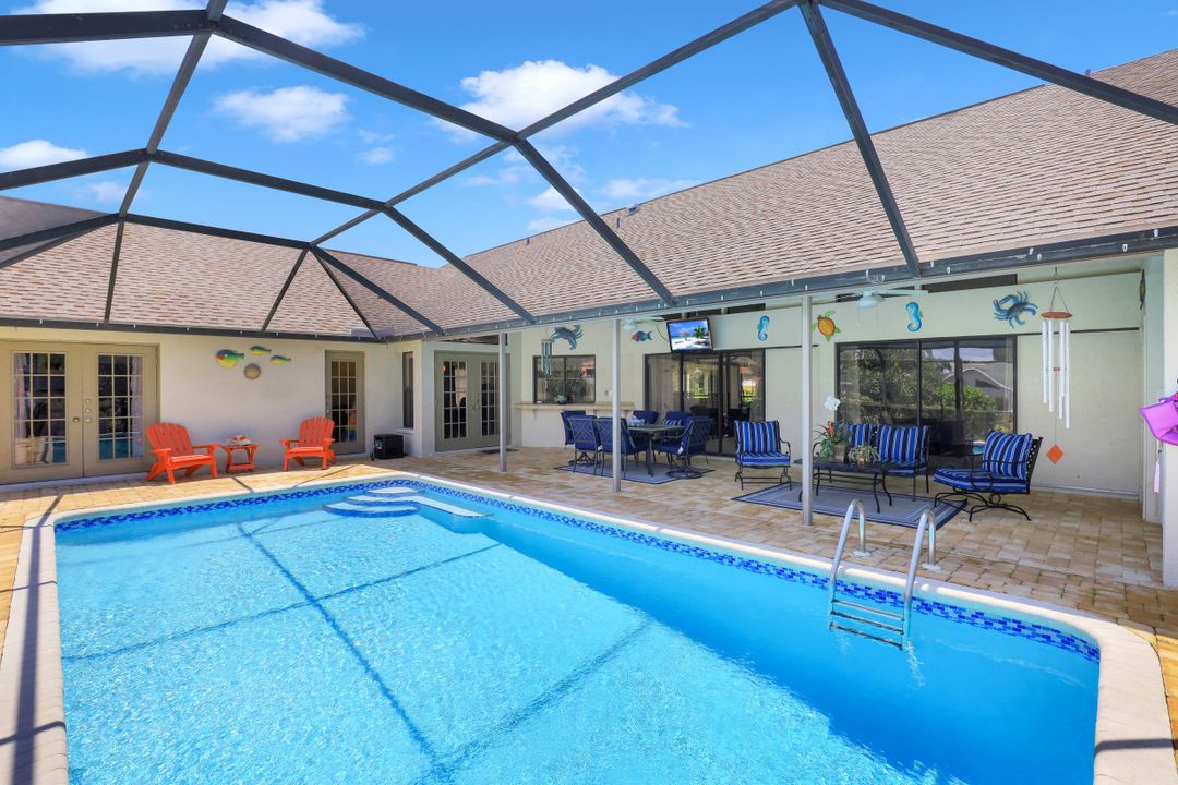 6830 Highland Pines Cir, Fort Myers, FL 33966