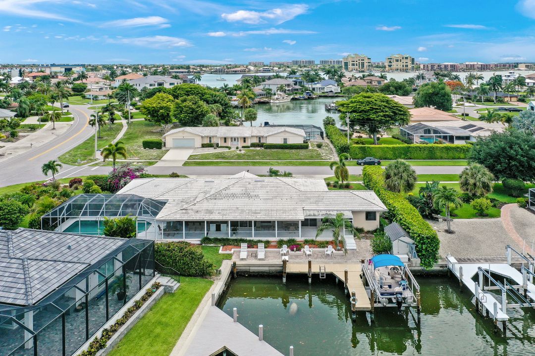 1201 Laurel Ct, Marco Island, FL 34145