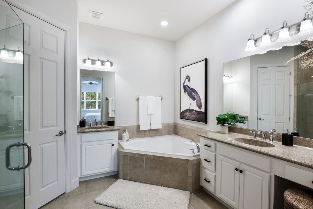 9512 Ironstone Terrace #202, Naples, FL 34120