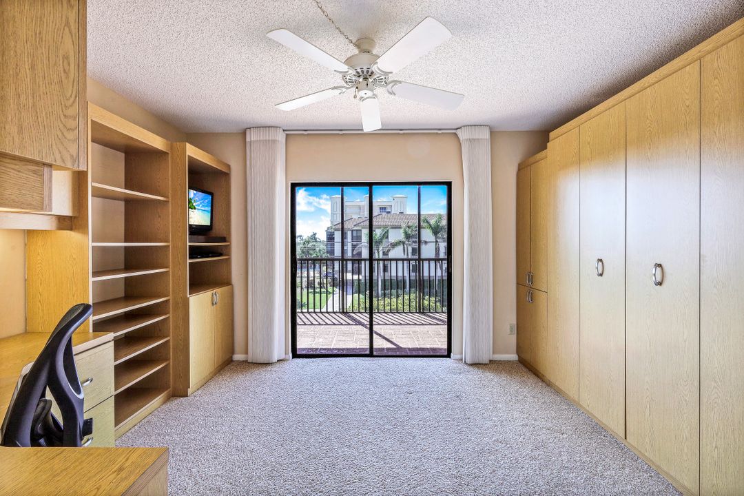 961 Swallow Ave #302, Marco Island, FL 34145