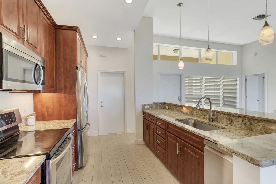 7311 Mill Pond Cir, Naples, FL 34109