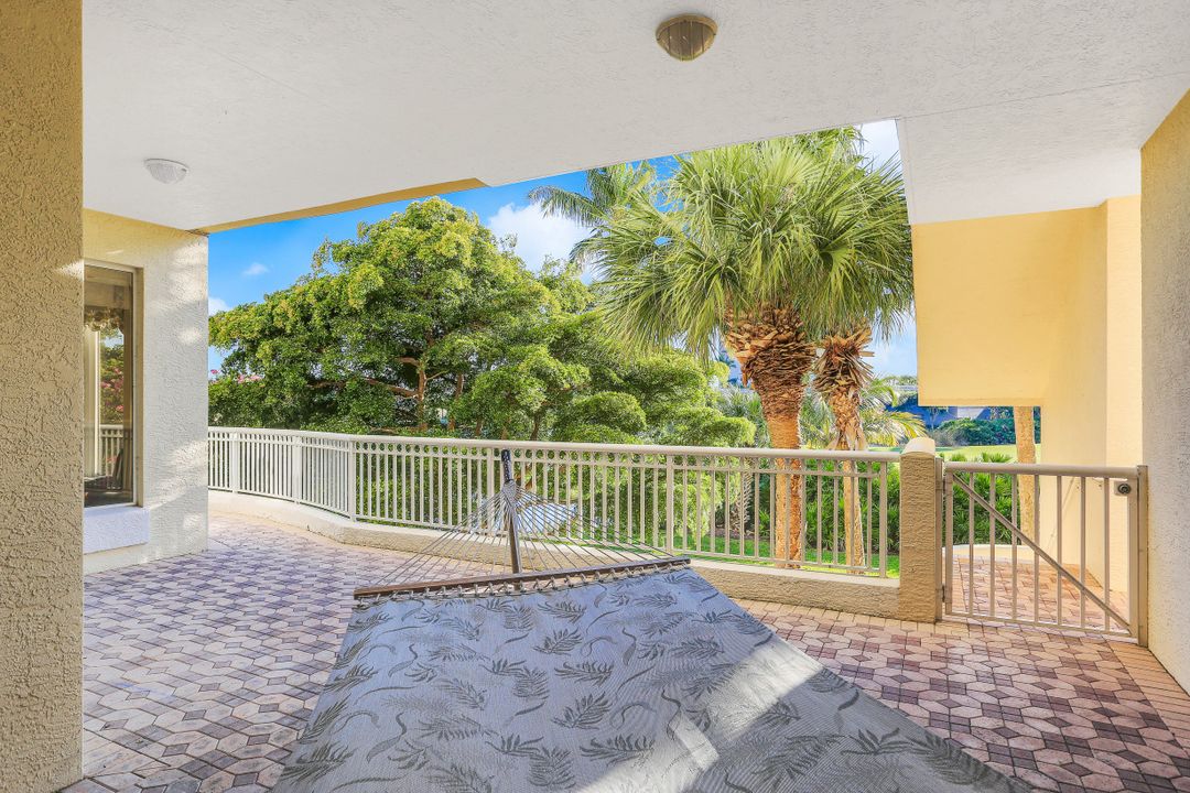 4751 Bonita Bay Blvd #201, Bonita Springs, FL 34134