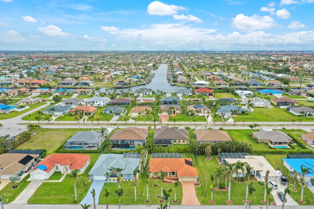 5327 SW 21st Pl, Cape Coral, FL 33914