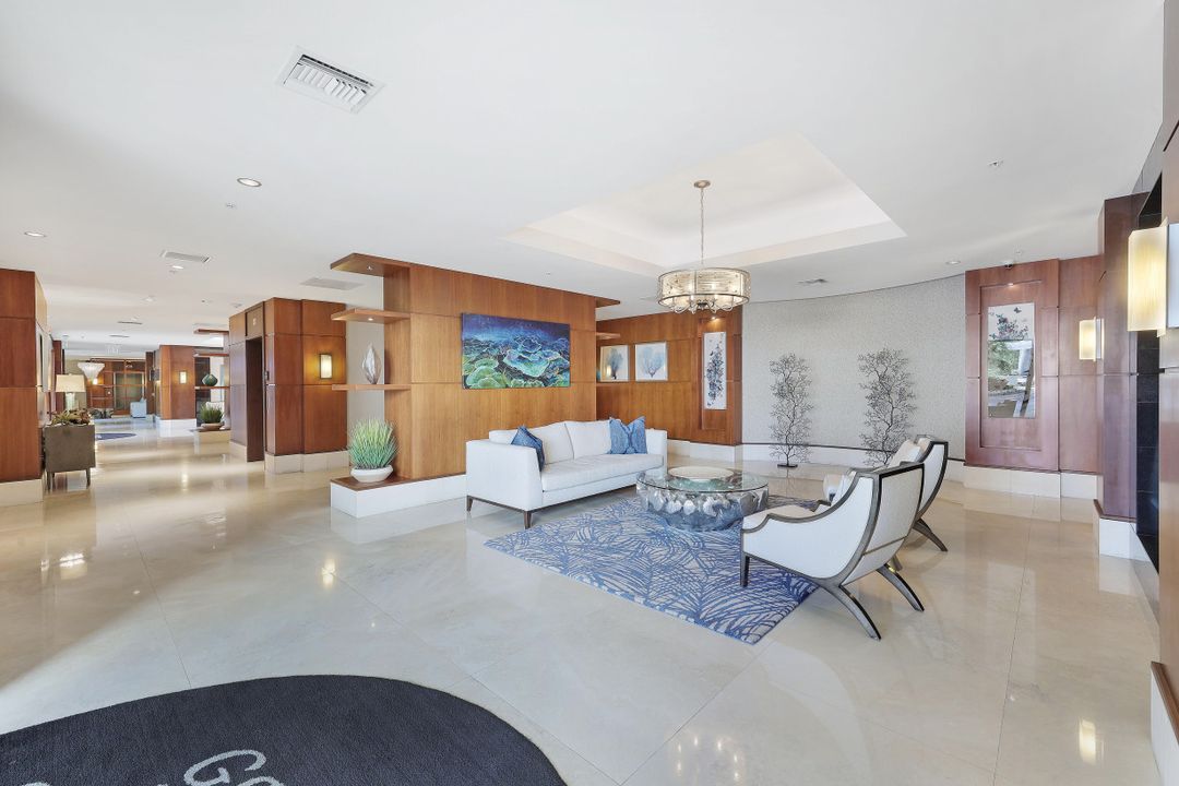 275 Indies Way #505, Naples, FL 34110