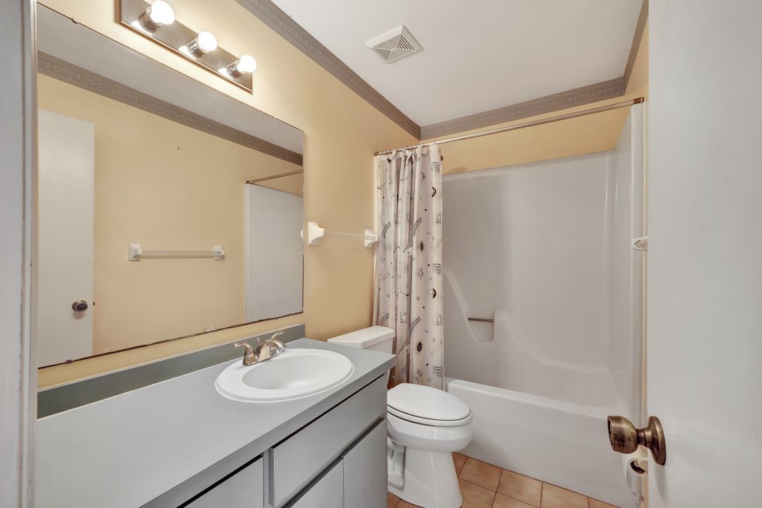 2222 NW 2nd St, Cape Coral, FL 33993