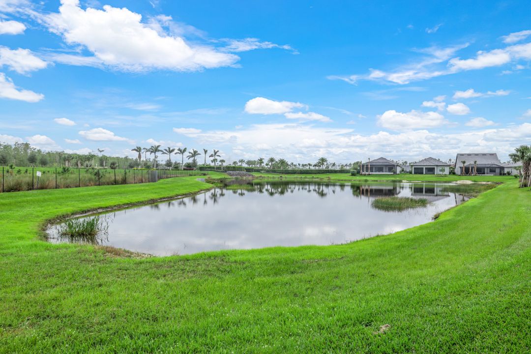 19617 Waterman Ct, Miromar Lakes, FL 33913