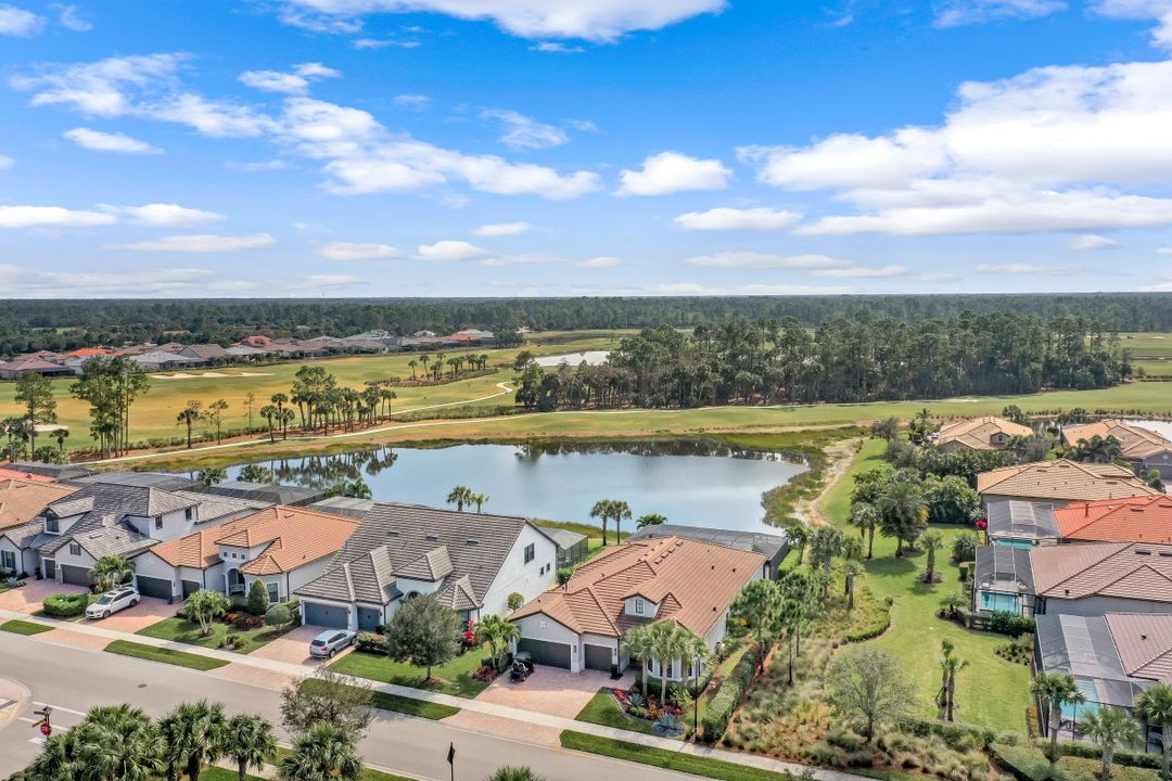 8984 Horned Lark Dr, Naples, FL 34120