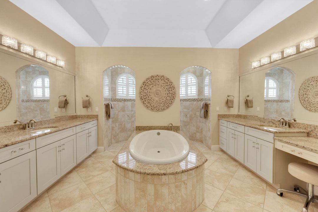 3026 SW 17th Pl, Cape Coral, FL 33914