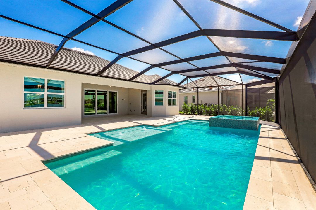 14360 Blue Bay Cir, Fort Myers, FL 33913