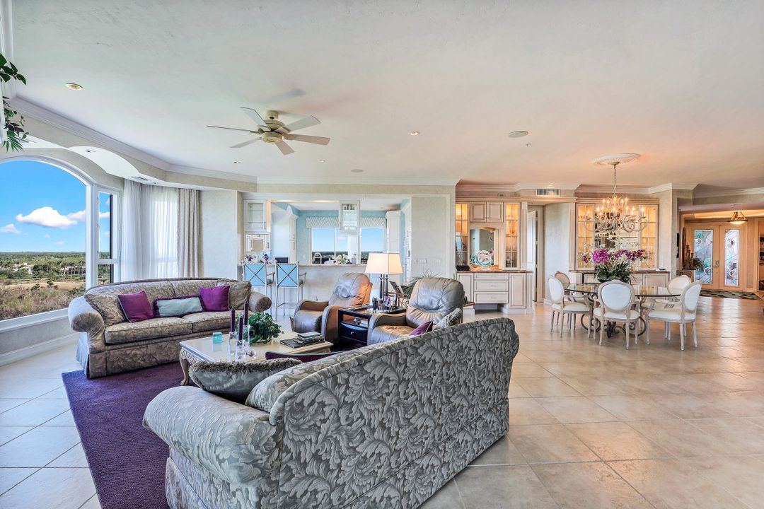 4811 Island Pond Ct #905, Bonita Springs, FL 34134