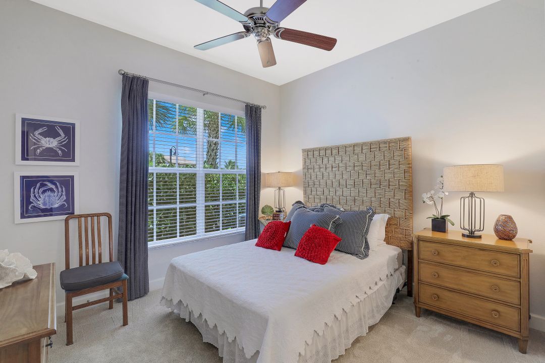 8036 Players Cove Dr #102, Naples, FL 34113