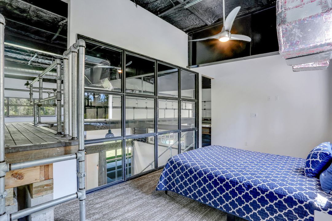 4441 5th Ave NW, Naples, FL 34119