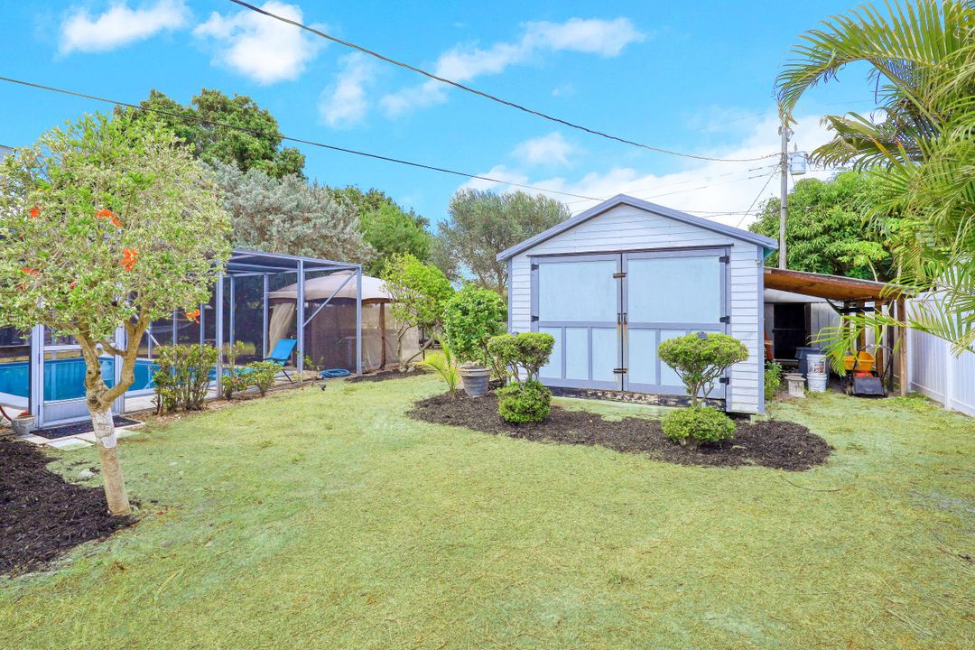 527 Keenan Ave, Fort Myers, FL 33919