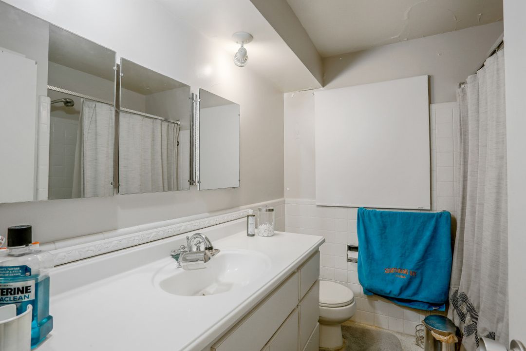 5310 Bayview Ct, Cape Coral, FL 33904