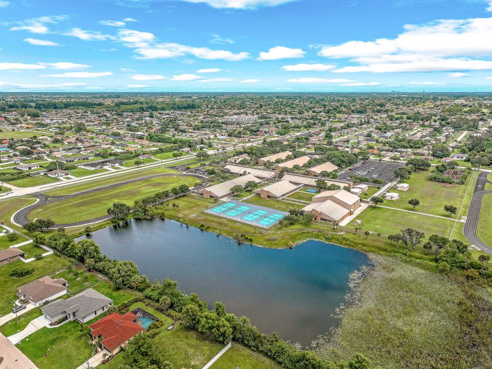 2310 SW 18th St, Cape Coral, FL 33991